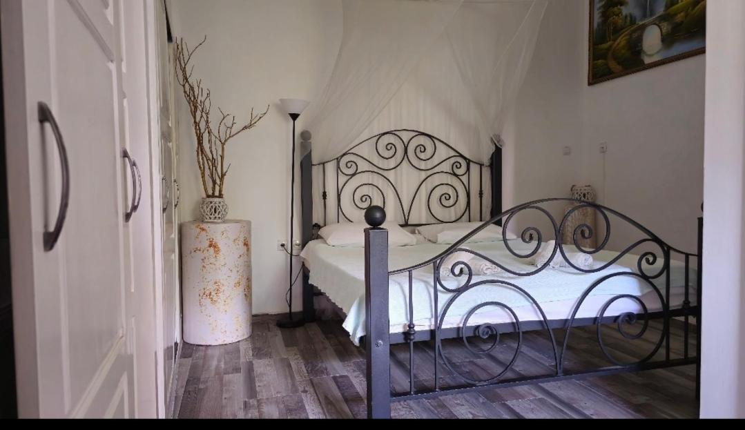 Modern Seaside Escape - Stunning Sea View - Private & Stylish Apartment Kotor Exterior photo