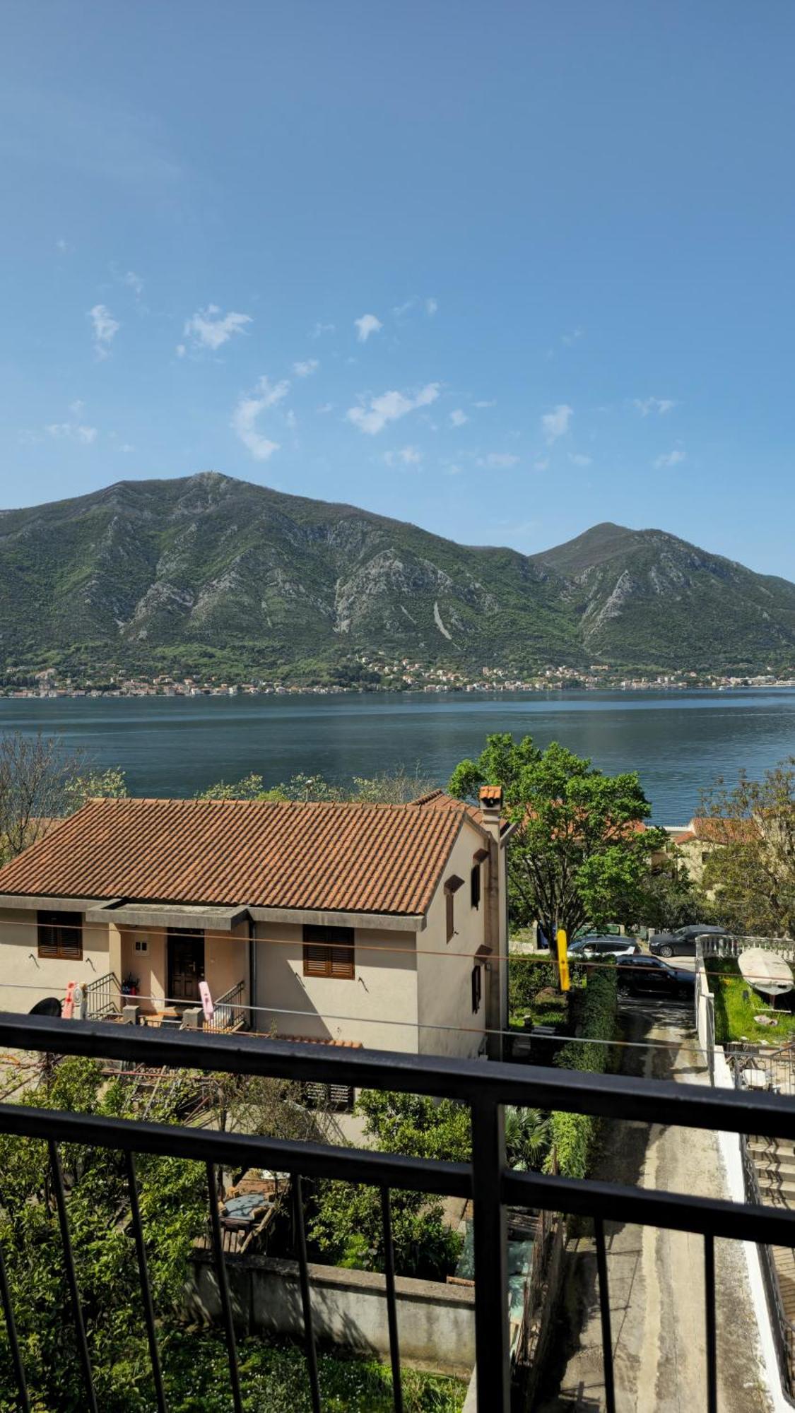Modern Seaside Escape - Stunning Sea View - Private & Stylish Apartment Kotor Exterior photo