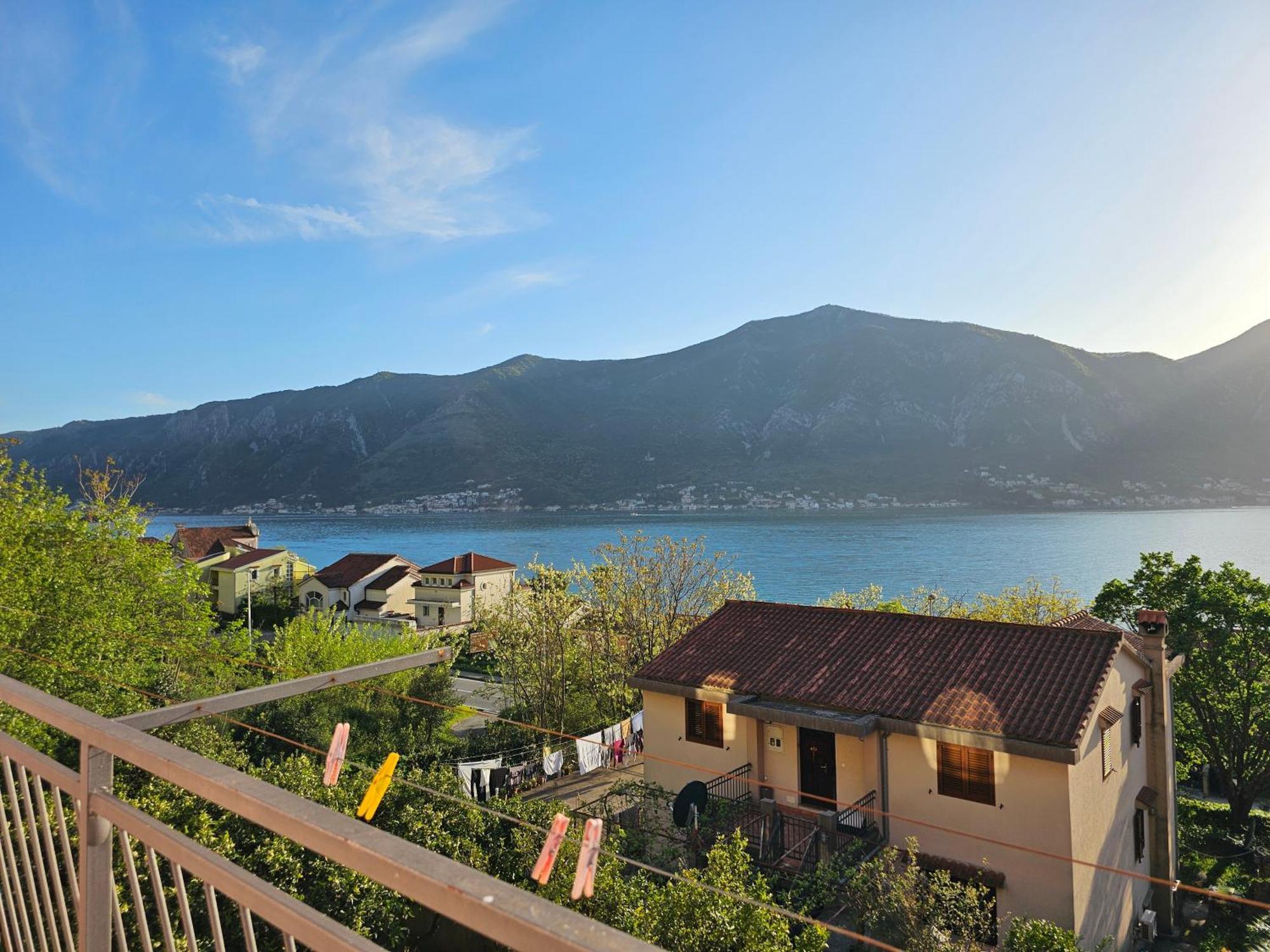 Modern Seaside Escape - Stunning Sea View - Private & Stylish Apartment Kotor Exterior photo
