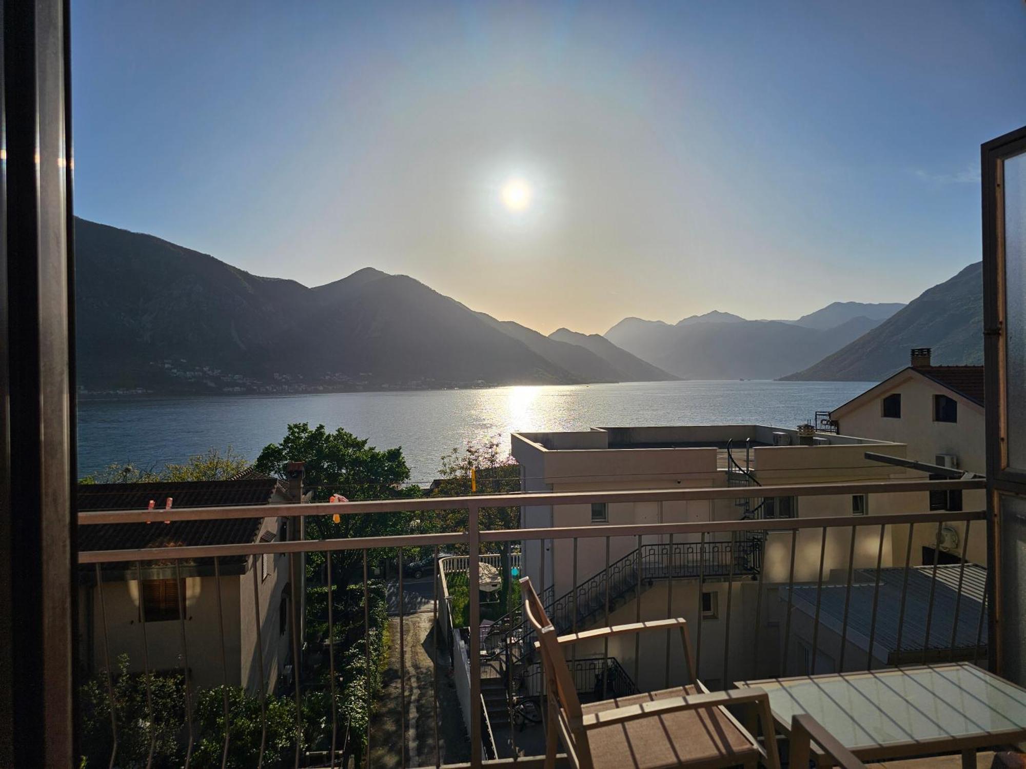 Modern Seaside Escape - Stunning Sea View - Private & Stylish Apartment Kotor Exterior photo